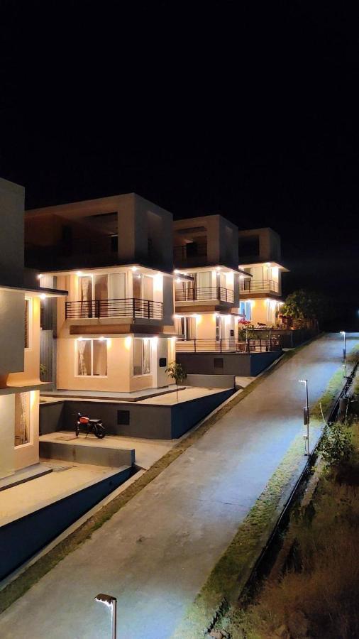 Royal Meadows - Igatpuri Bungalow B Екстериор снимка